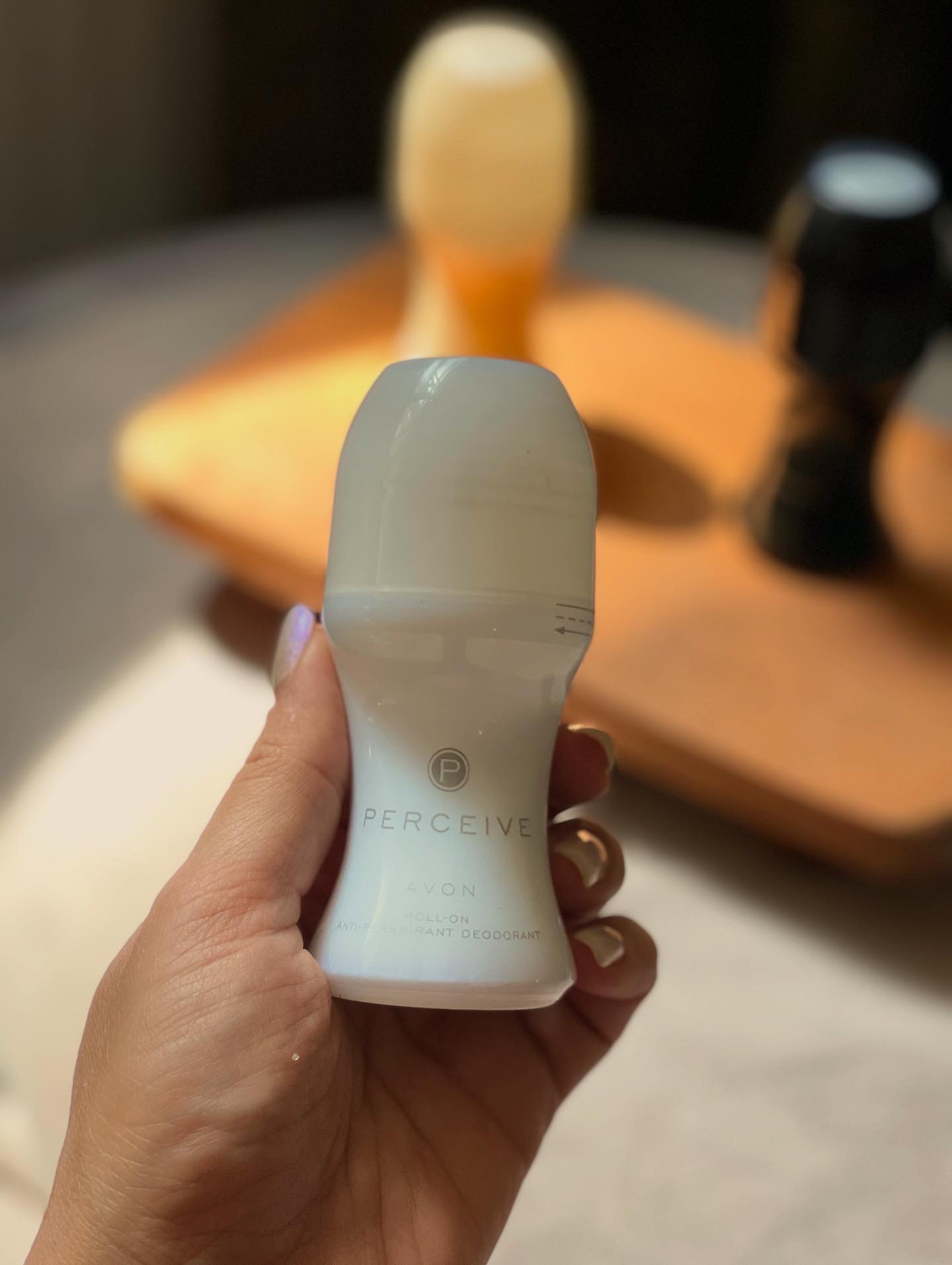 مام دئودورانت زنانه پرسیو avon