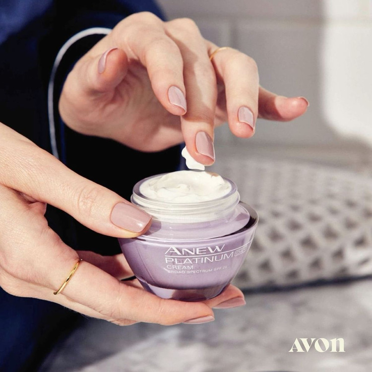 کرم شب بازسازی و لیفت کنندهAvon امریکامدل Anew Platinum